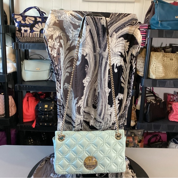 Kate Spade mint green quilted crossbody bag with silver chains and turn lock - Picture 3 of 14